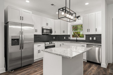 Kitchen - kitchen idea in Birmingham