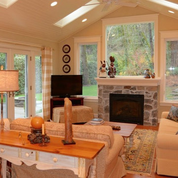 FRENCH COUNTRY LIVING