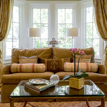 Terrell Hills Classic Living Room