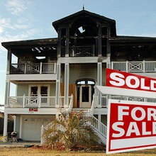 How To Prepare To Sell A Fire-Damaged House While Refreshing