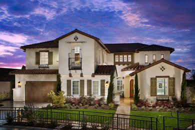 Exterior home idea in Orange County