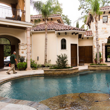 Spanish Style Home Pool