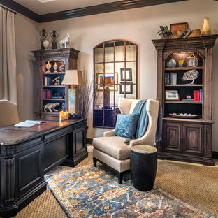 Quaint Traditional Sugar Land Office