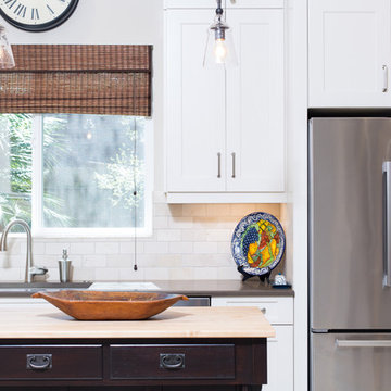 Steiner Ranch Farmhouse Kitchen