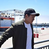 Laurence Kim's photo