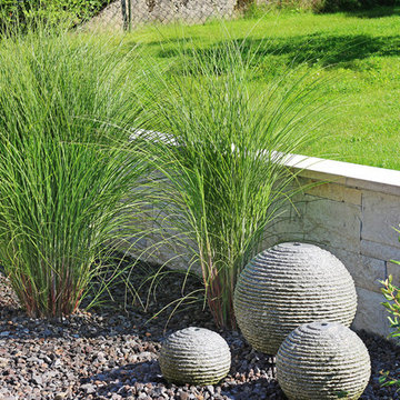 Gartenumgestaltung mit großzügiger Terrasse