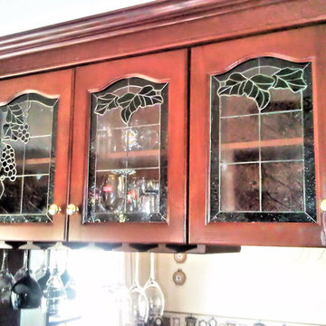 Art Glass Designs - Flowers, Birds, Trees, Grapes & More, - Volume-2