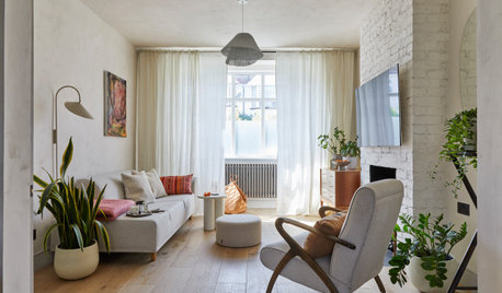 Houzz Tour: Vintage Pieces and Texture Refresh a 1930s House