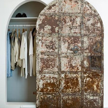 CLOSETS
