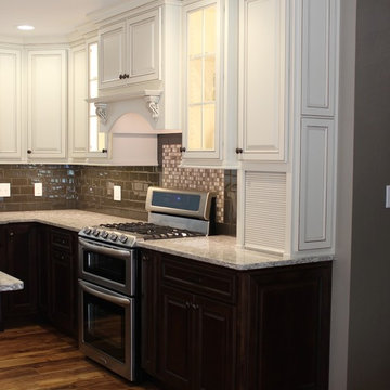 Taylor Ridge, IL- Traditional Kitchen in a Rustic Setting