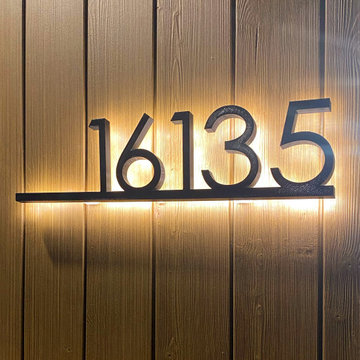 16135 backlit house numbers sign