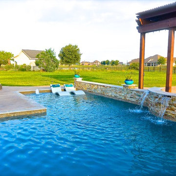 Pools & Spas