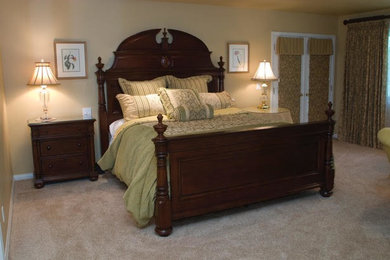 Example of a classic bedroom design in San Luis Obispo
