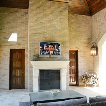 Poolside Entertainment | TV & Sound Systems