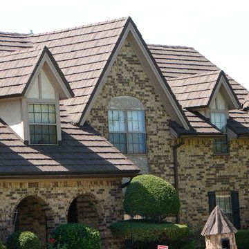Gerard Canyon Shake Roof in Barclay