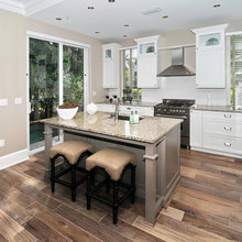 New flooring (Foyer, Kitchen, Living Room, Laundry room)