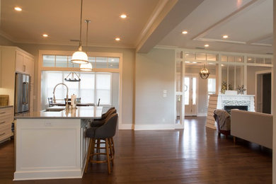 Arts and crafts home design photo in Atlanta