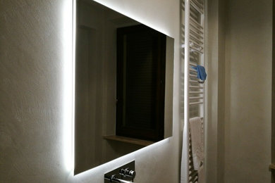 Specchio LED 70x90 - illuminazione perimetrale 4000°K