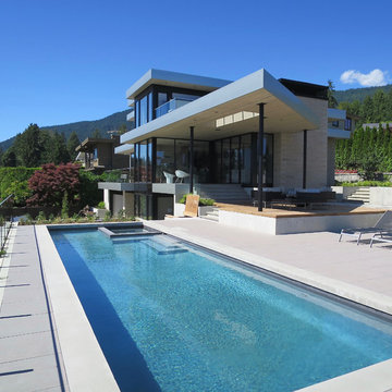 Elevated Pool Frontage