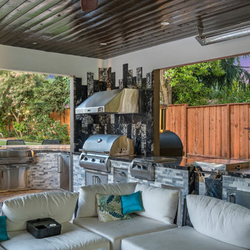 Luxury Backyard Pool & Outdoor Living – Saratoga, CAFully equipped outdoor kitch