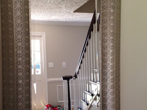 Size Of Mirror In Foyer Too Large