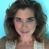 Lisa Riordan's photo
