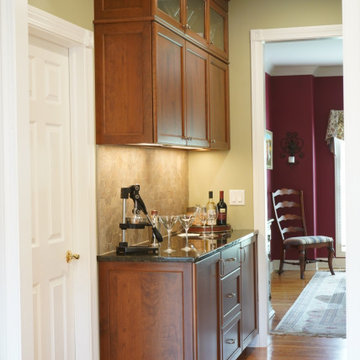 Transitional Kitchen for Updated Farmhouse