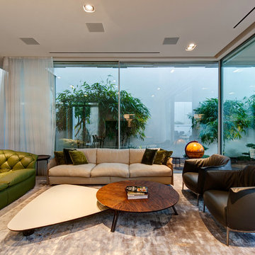 The Dynamic House