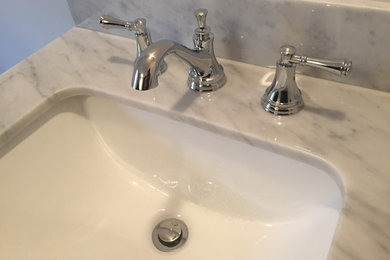 Example of a classic bathroom design in New York