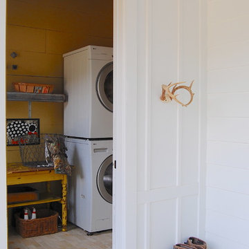 My Houzz: Colorful Vintage Finds fill a Chic Modern Farmhouse