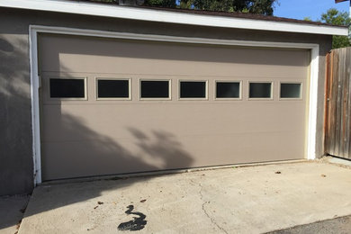 Design ideas for a large modern garage in Orange County.