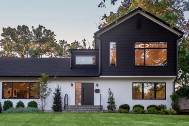 Inspiration for an exterior home remodel in New York