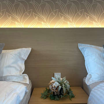 間接照明が照らす壁の美しさ