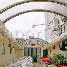 Couverture d'une terrasse de restaurant