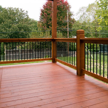 Lamping - Cedar deck in Kansas City with screened in porch.