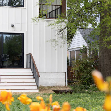 Morden Farmhouse in Arlington