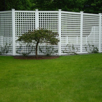 Lattice Tennis Court Enclosure