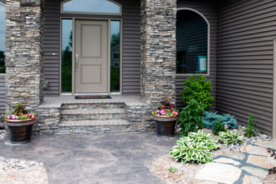Elegant entryway photo in Minneapolis