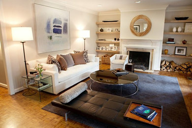 Trendy living room photo in Nashville