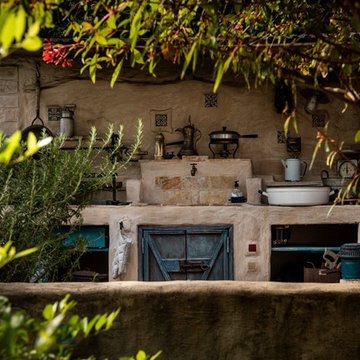 Outdoor kitchens