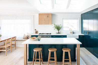 This is an example of a transitional kitchen in Sydney.