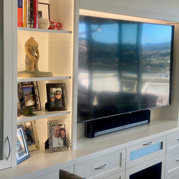 TIBURON MEDIA CENTER