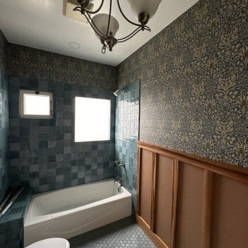 Bathroom wallpaper installation Oregon City, OR