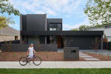 Black House by Paul Tilse Architects