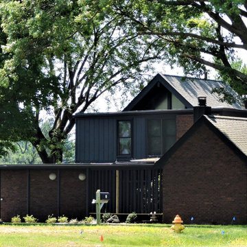 Belleville-Modern House #1