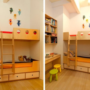 DUMBO; Sleeping for three with bunks and a tuck