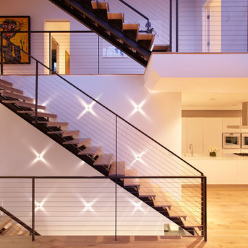 Lena- Modern Home