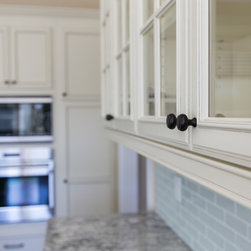 Bradbury: Charleston - Kitchen Storage And Organization