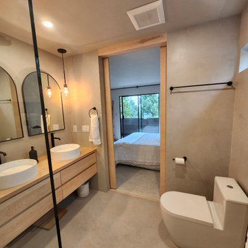 Project Raq (bathrooms)