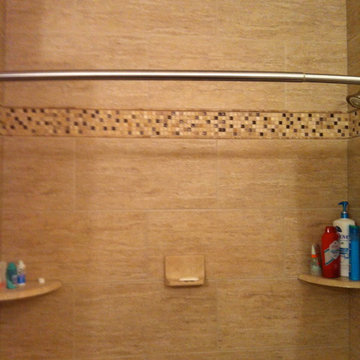 Bathrooms / Showers
